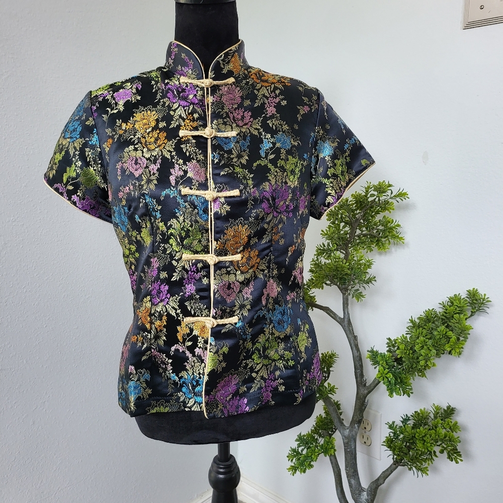Eastern Collection Top - Picture 2 of 12